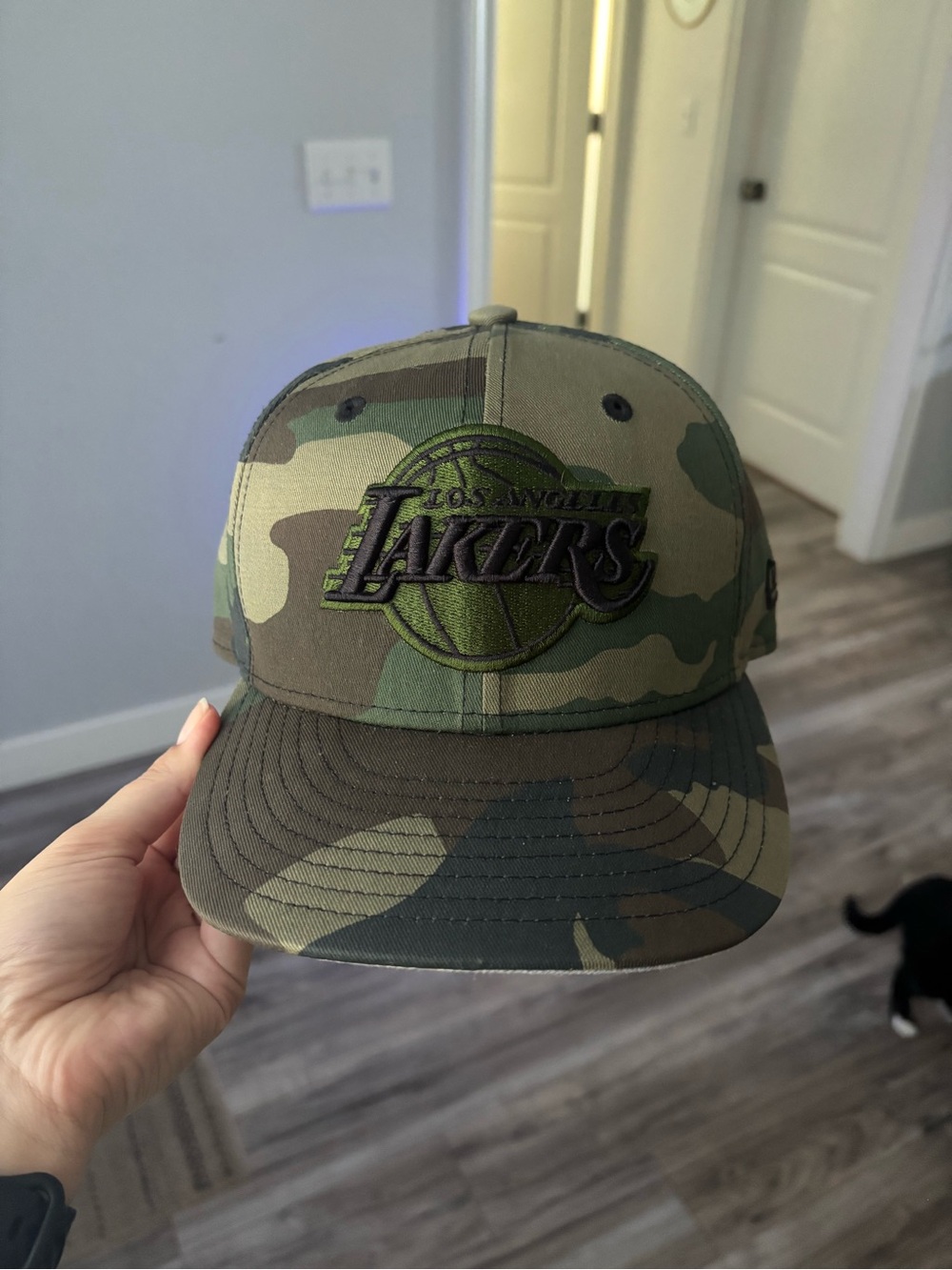 New Era Los Angeles Lakers camo cap with adjustable strap
